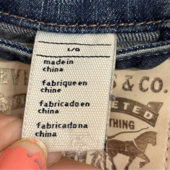 Levi's Blue Denim Jacket with Pink Accents - Picture 5 of 8